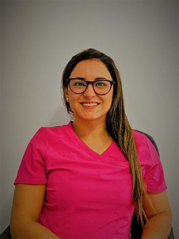 Nicole Roldán Montenegro
Bioquímico Dr. Ciencias m/química 
Jefa Sección Biología molecular nicole.roldan@biomixlab.cl
